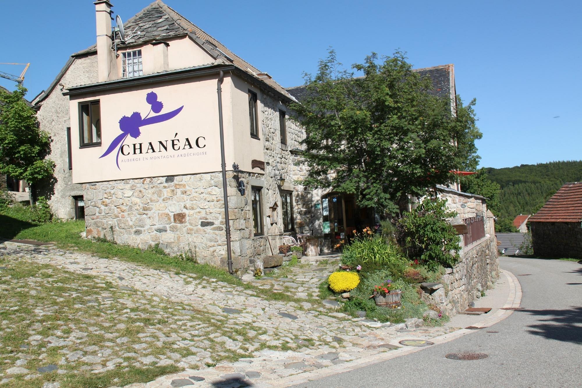 Auberge Chanéac, Hôtel à Sagnes-et-Goudoulet