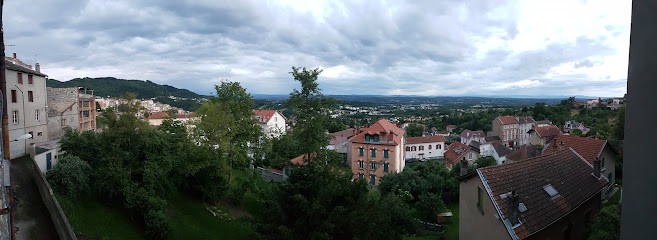 Hostellerie De La Gare, Hôtel à Thiers