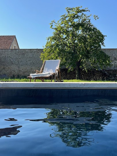 Hôtel Restaurant Les Prés, Hôtel à Saint-Hilaire-le-Châtel