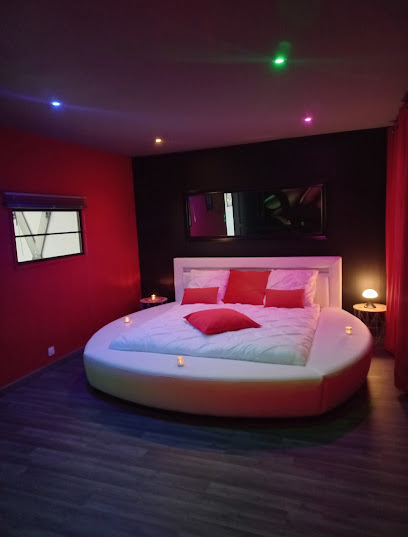 La Maison Du Plaisir - Nuit Coquine Et Spa Privatif Isigny Sur Mer Hôtel à Isigny-sur-Mer
