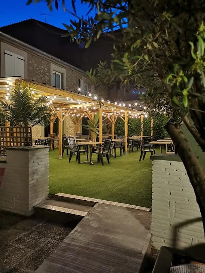 Hotel Les Glycines, Hôtel à Prades