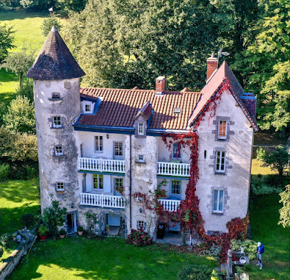 Gites Le Vieux Vinzelles Hôtel à Volvic