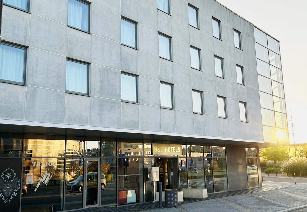 B&B HOTEL Maubeuge Gare, Hôtel à Maubeuge