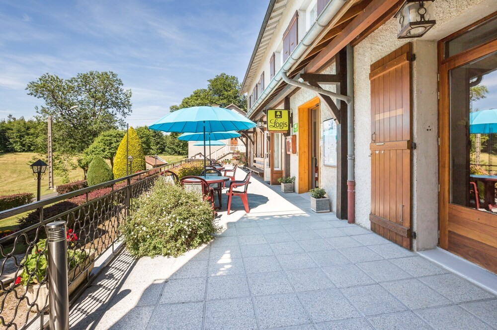 Logis Hôtel Le Bois Vialotte, Hôtel au Chambon-sur-Lignon