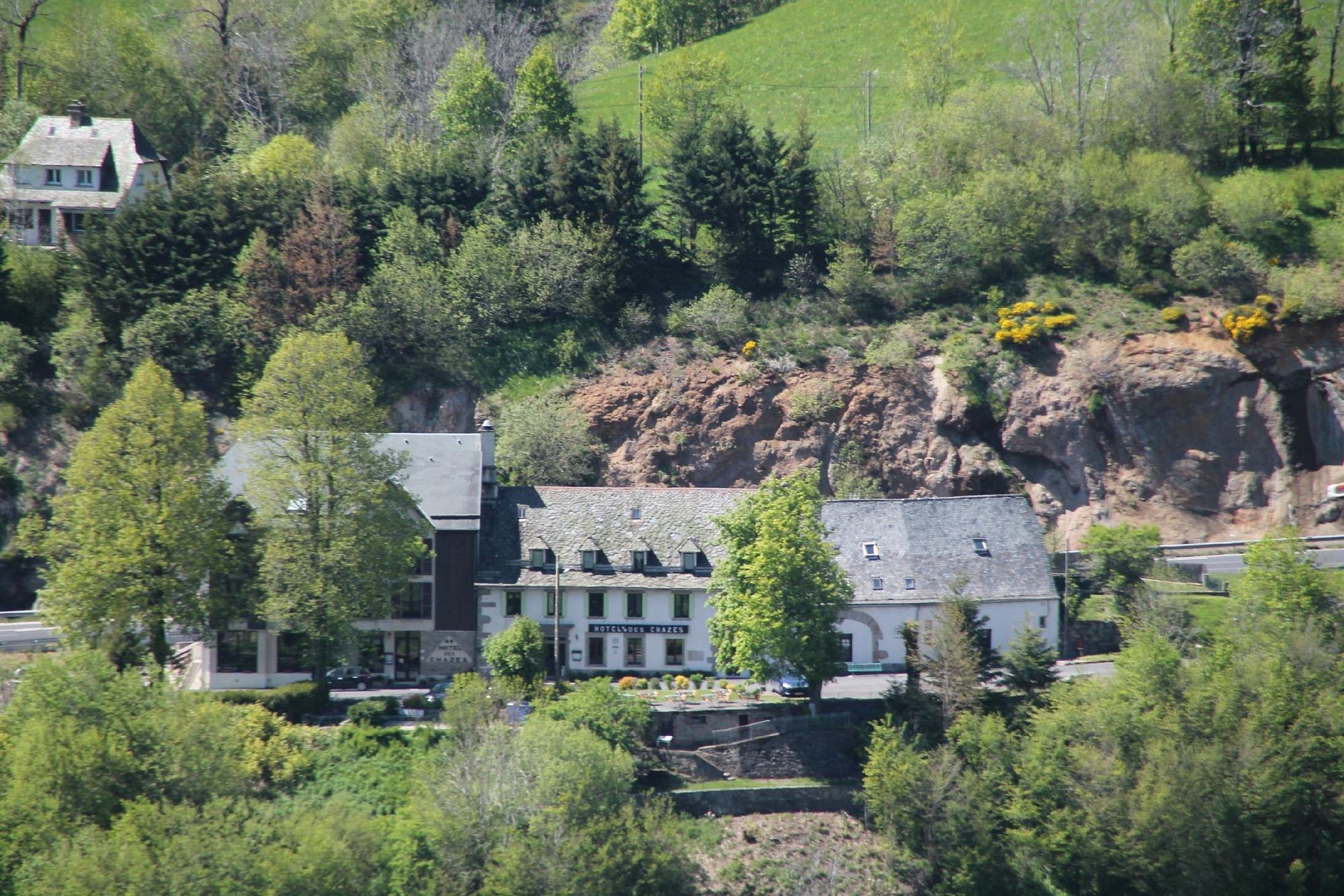Hôtel Restaurant des Chazes Saint Jacques des Blats, Hôtel à Saint-Jacques-des-Blats