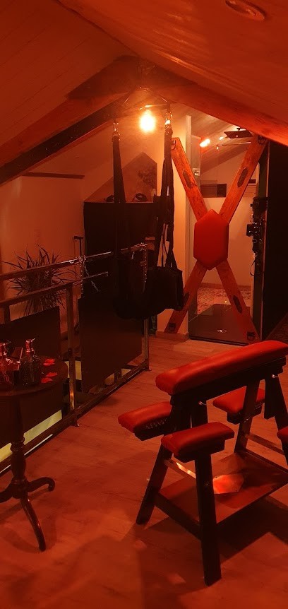 Les Secrets Du Château, Hôtel à Château-Guibert