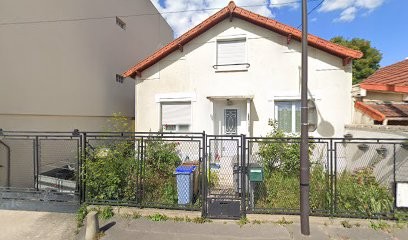 Caffecel Hotel, Hôtel au Bourget