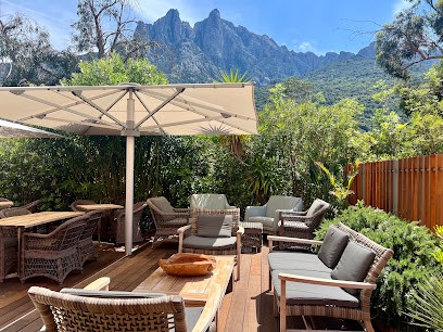 Logis Hôtel Le Lonca, Hôtel à Ota