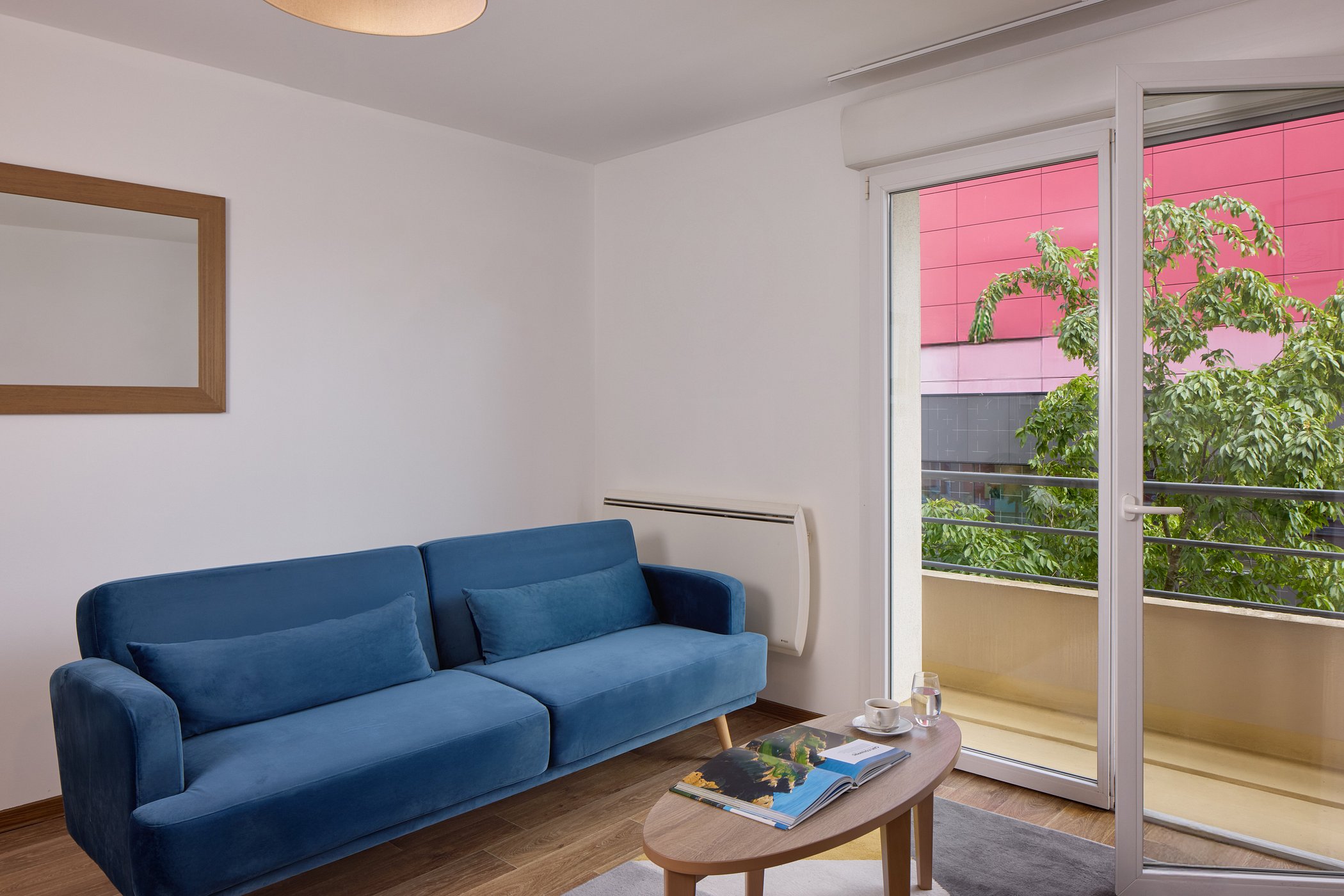 Quality Suites Valenciennes, Hôtel à Valenciennes