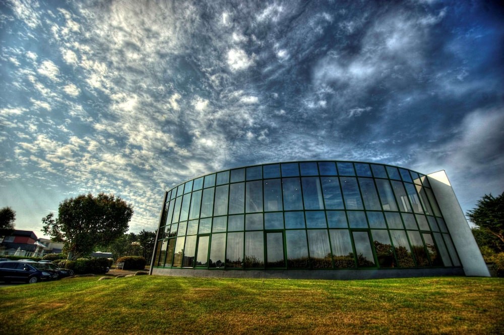 Golf De Saint Samson, Hôtel à Pleumeur-Bodou