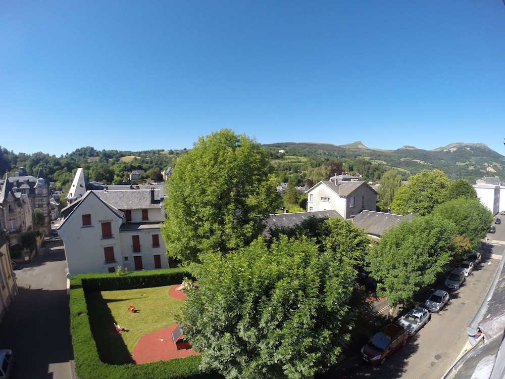 Hôtel De L'Aviation, Hôtel à La Bourboule