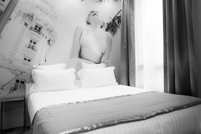 Comfort Hotel Sixteen, Hôtel à Montrouge