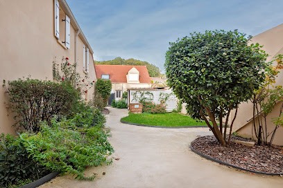 Les Logis De Marcoussis, Hôtel à Marcoussis