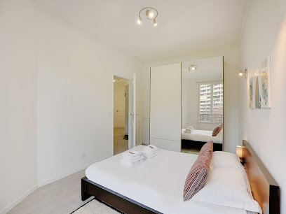 1 Bedroom Apartment - Porte De Vanves - Mobility Lease - Belvilla By Oyo Hôtel à Paris 14