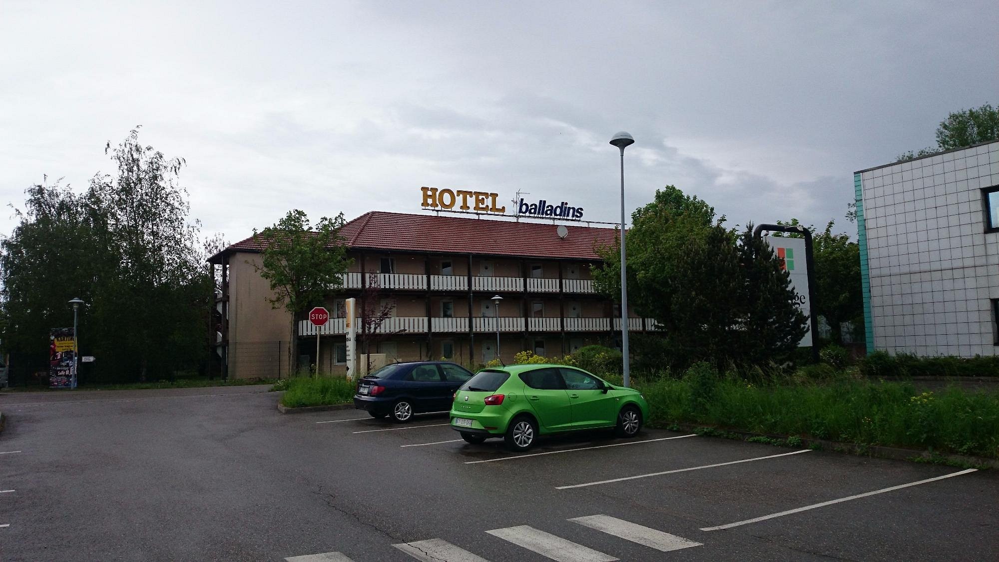 Hôtel & Résidence, Hôtel à Bartenheim