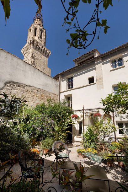 La Maison Des Augustins - B&B Spa & Fitness Hôtel à Avignon