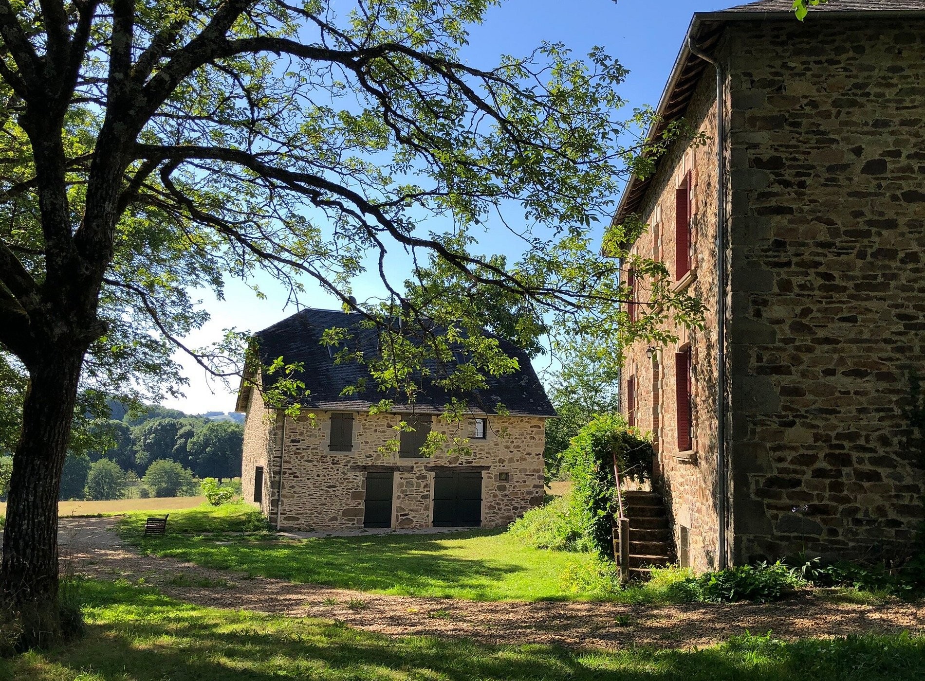 Field Of Clauzade, Hôtel à Saint-Germain-les-Vergnes