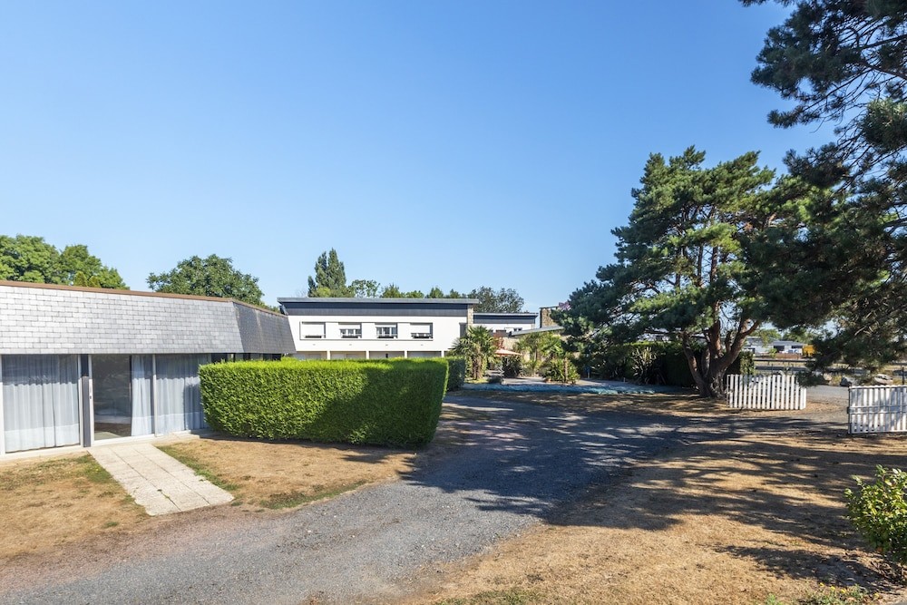La Jalousie, Hôtel à Bourguébus