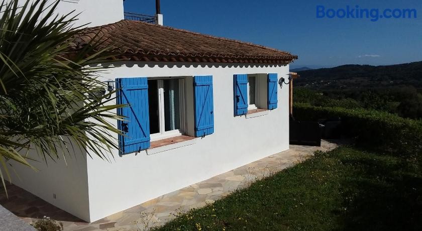 Luciana, Hôtel à La Croix-Valmer