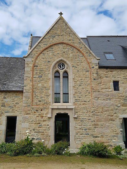 Manoir de Kergrec'h, Hôtel à Plougrescant