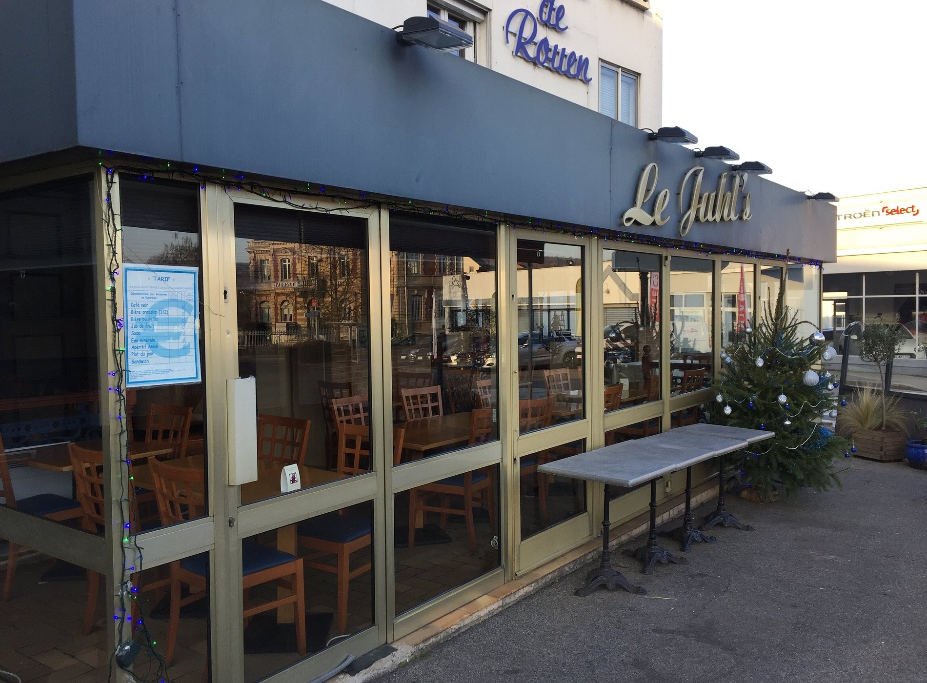 Brasserie Le Juhl's Hôtel De Rouen, Hôtel à Louviers