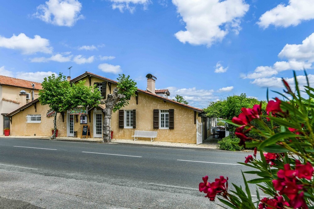 Aux Tauzins, Hôtel à Montfort-en-Chalosse