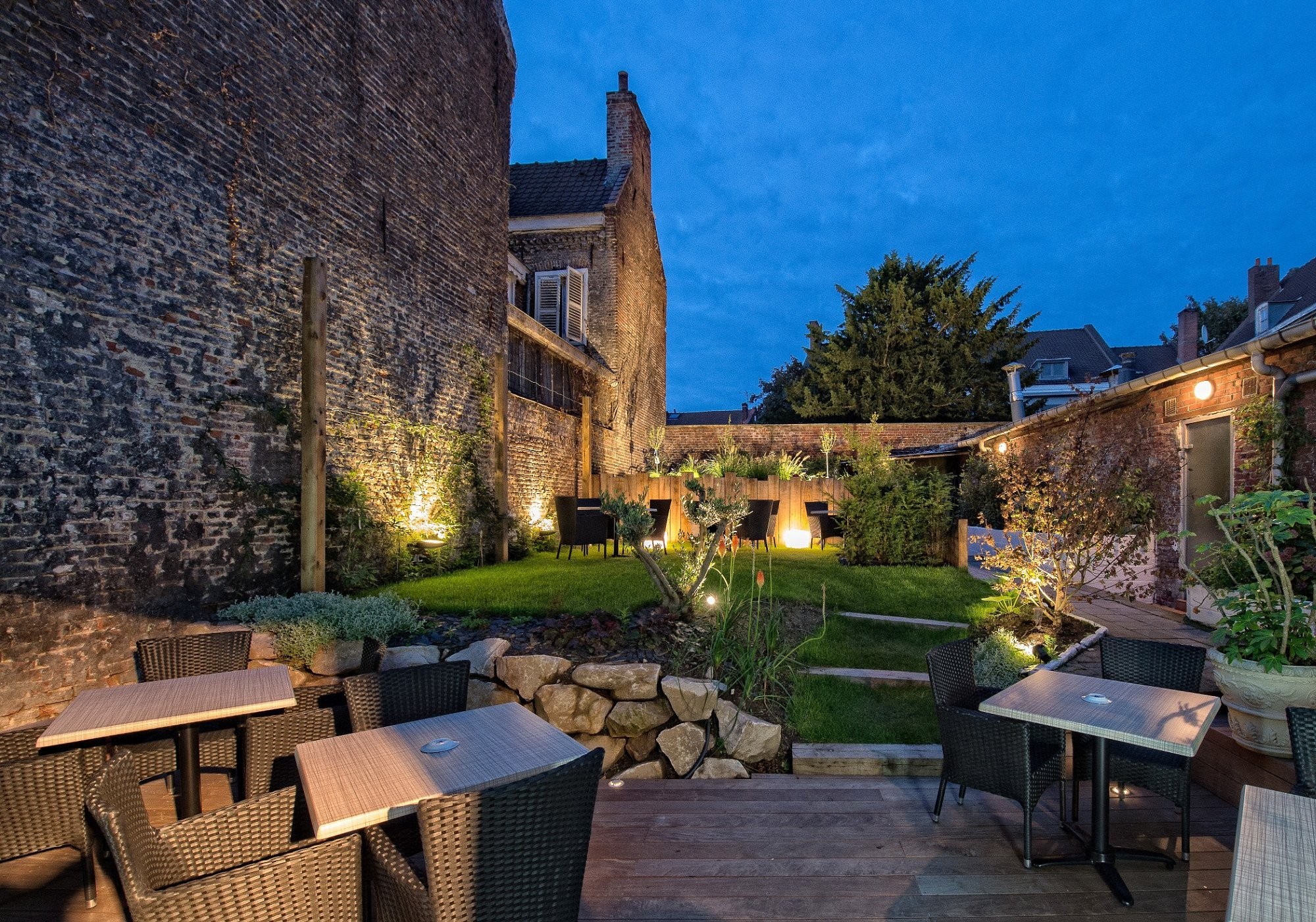 La Terrasse, Hôtel à Douai