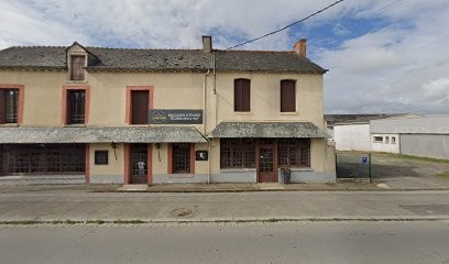 Basthiste Bernard Eugene, Hôtel à Saint-Méen-le-Grand
