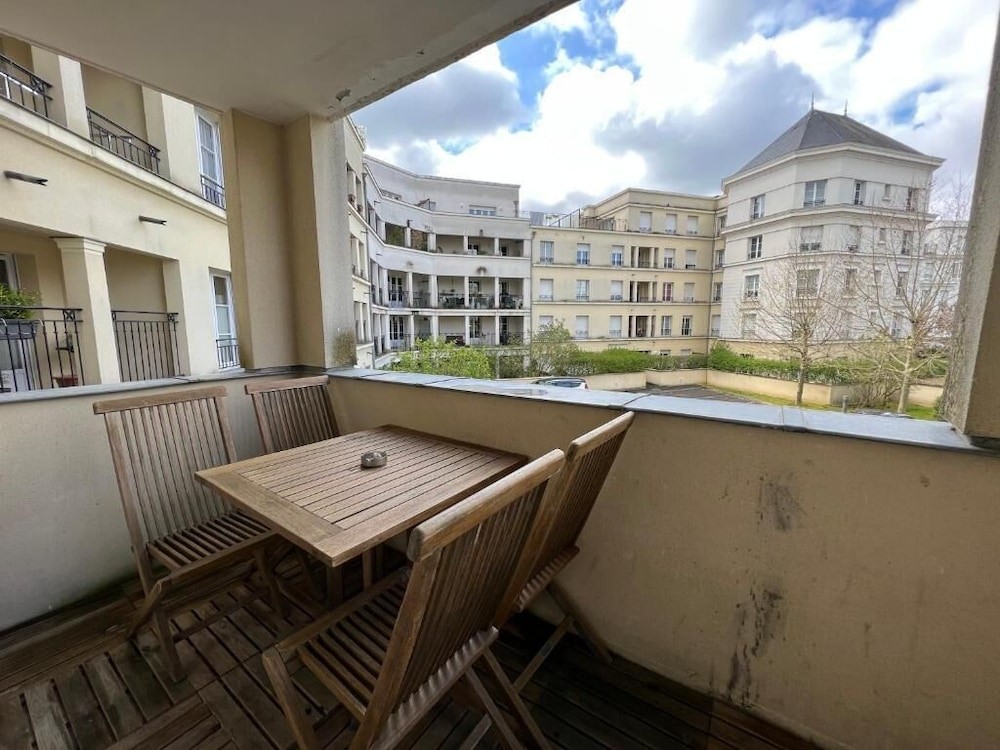 123home -Le Villa, Hôtel à Magny-le-Hongre