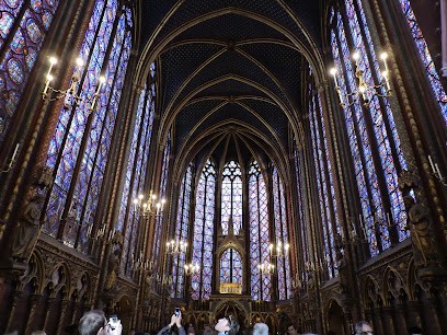Couronnes Sarl, Hôtel à Pantin