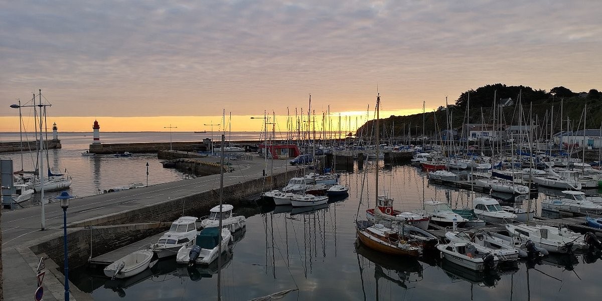 Hôtel De L'Escale, Hôtel à Groix