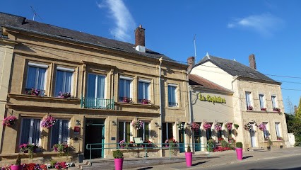 Logis Hôtel la Sapinière, Hôtel à Remilly-Aillicourt