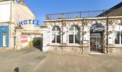 8 Av. Gambetta, Hôtel à Saint-Maixent-l'École