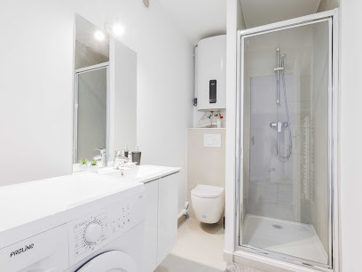 Beautiful Studio For Two People - Puteaux - Belvilla By Oyo Hôtel à Puteaux