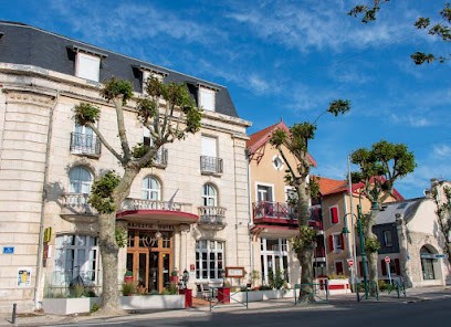 Logis Hôtel Majestic, Hôtel à Châtelaillon-Plage