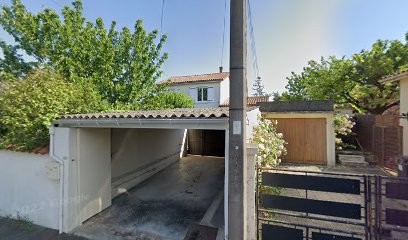 MAISON CONVIVIALE #En Ville #Jardin #Terrasse, Hôtel à Cognac