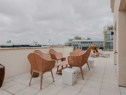 Superb Apt - 8P/4Bd - Rooftop & Private Terrace - Belvilla By Oyo Hôtel à Saint-Ouen-sur-Seine