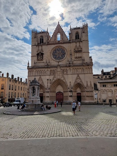 Hôtel De Noailles, Hôtel à Lyon 07