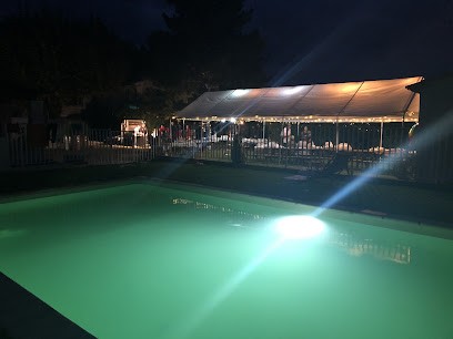 Gîtes La Petite Machotte, Hôtel à Valréas