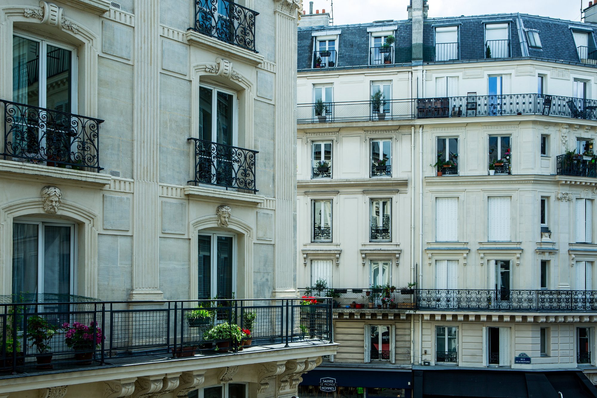 Hôtel Beaurepaire (Local 101 Beaurepaire Coming Soon!) Hôtel à Paris 10