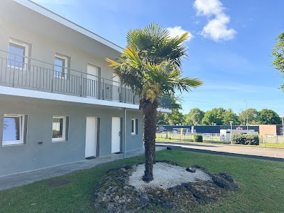 Hôtel Eco Chic - Mont de Marsan - Grand Moun, Hôtel à Saint-Pierre-du-Mont