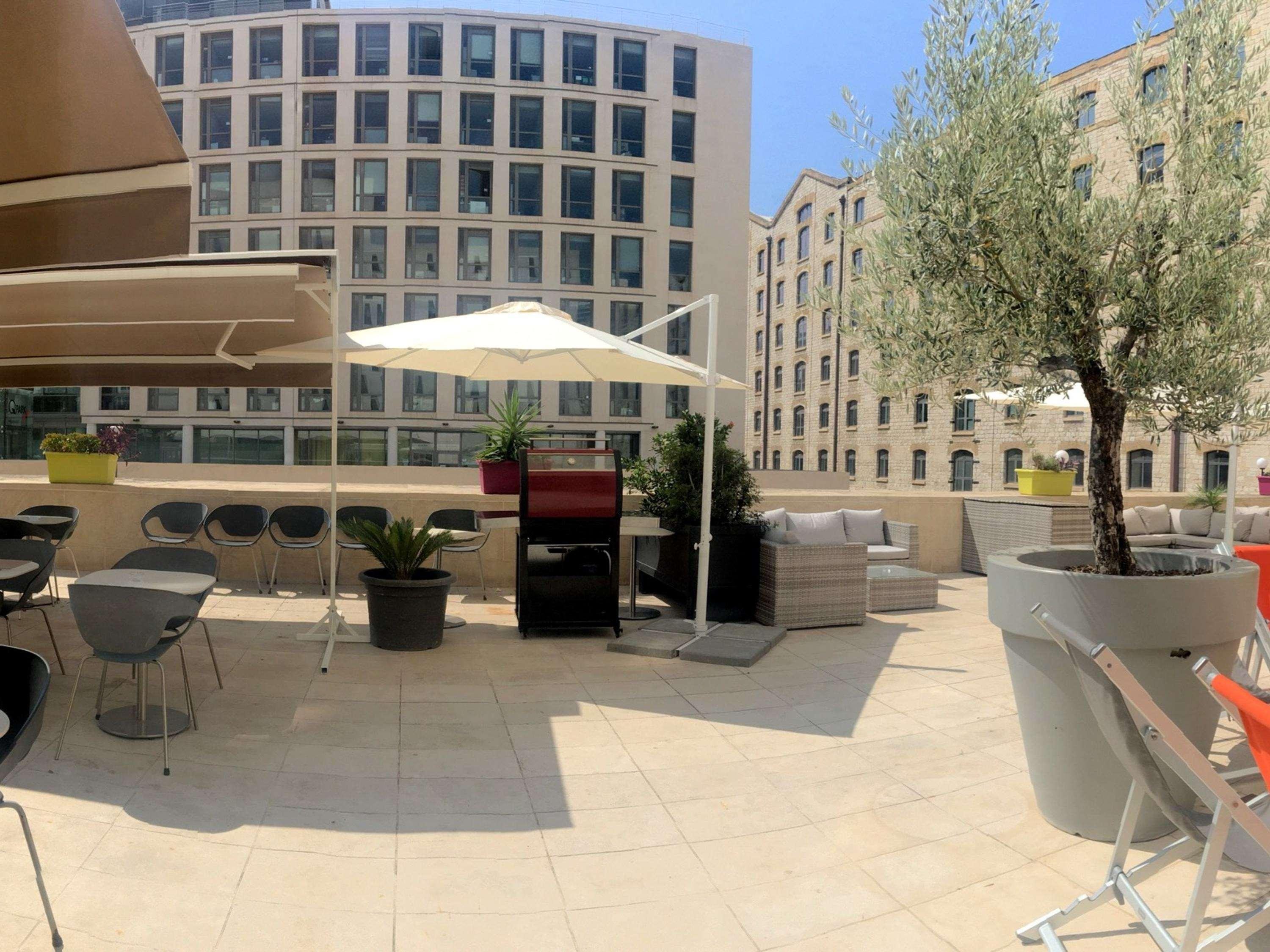 Ibis Marseille Centre Euroméd, Hôtel à Marseille 02