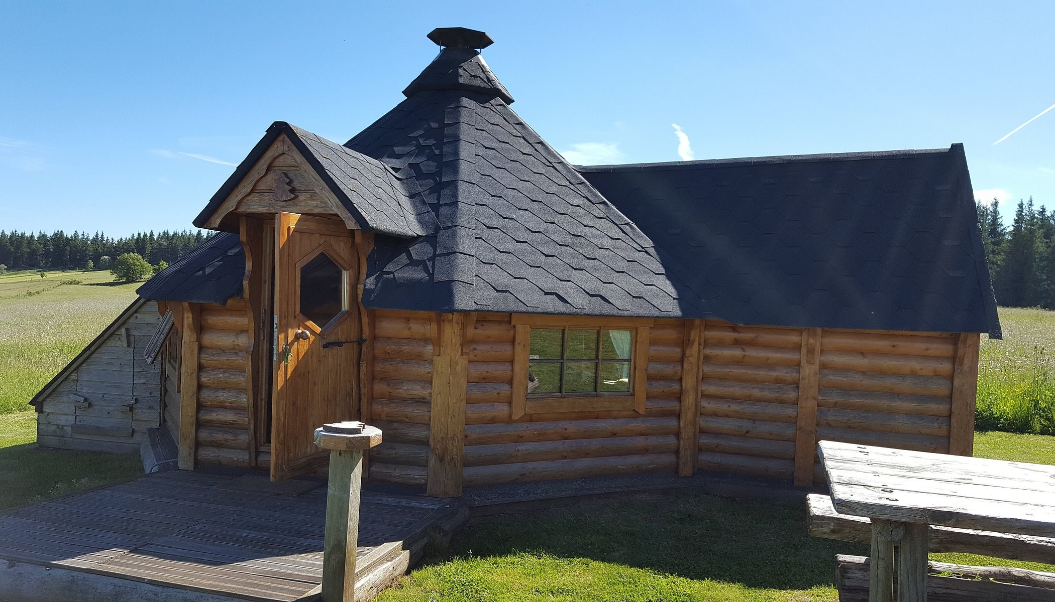 Les Yourtes Des Hauts Plateaux, Hôtel au Béage