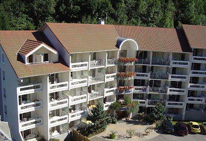 Terres De France - Résidence Les Silènes, Résidence Hôtelière à Allevard