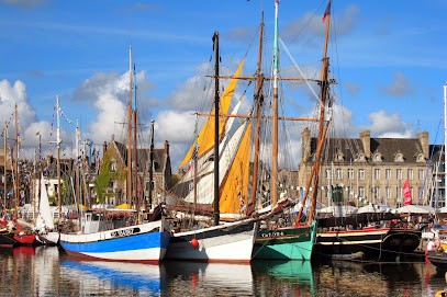 Hôtel de la Baie de Paimpol, Hôtel à Ploubazlanec