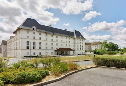 B&B HOTEL Près De Disneyland® Paris, Hôtel à Magny-le-Hongre