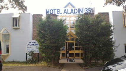 Hôtel ALADIN, Hôtel à Évry