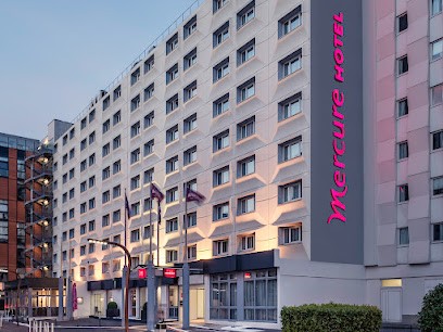 Hôtel Mercure Paris Porte D'Orléans, Hôtel à Montrouge