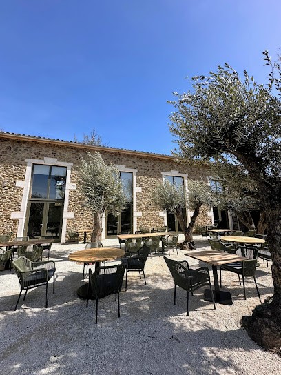 L'Oliveraie, Hôtel à La Chapelle-Villars