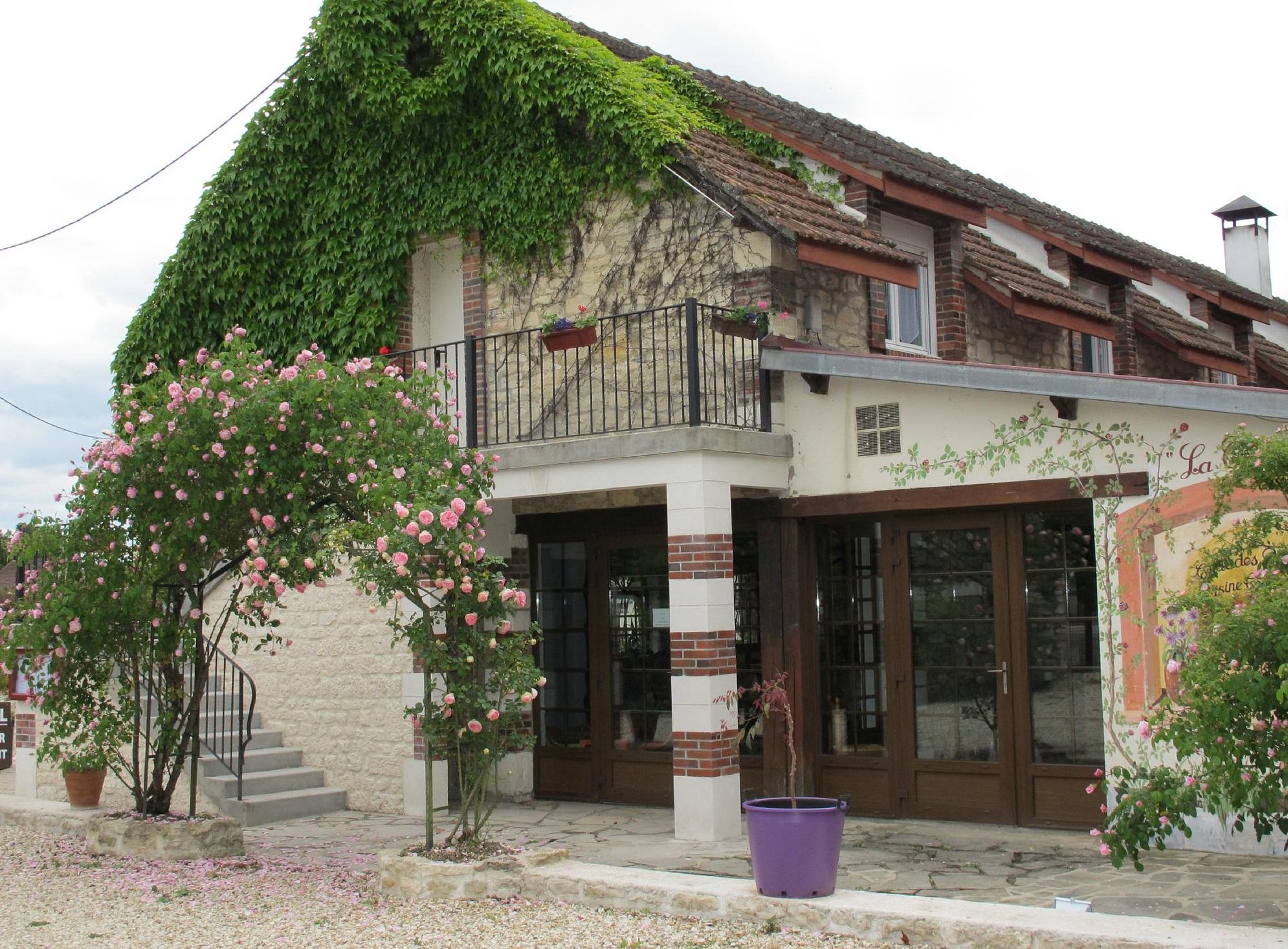 Le Phoenix Hôtel à Vergigny